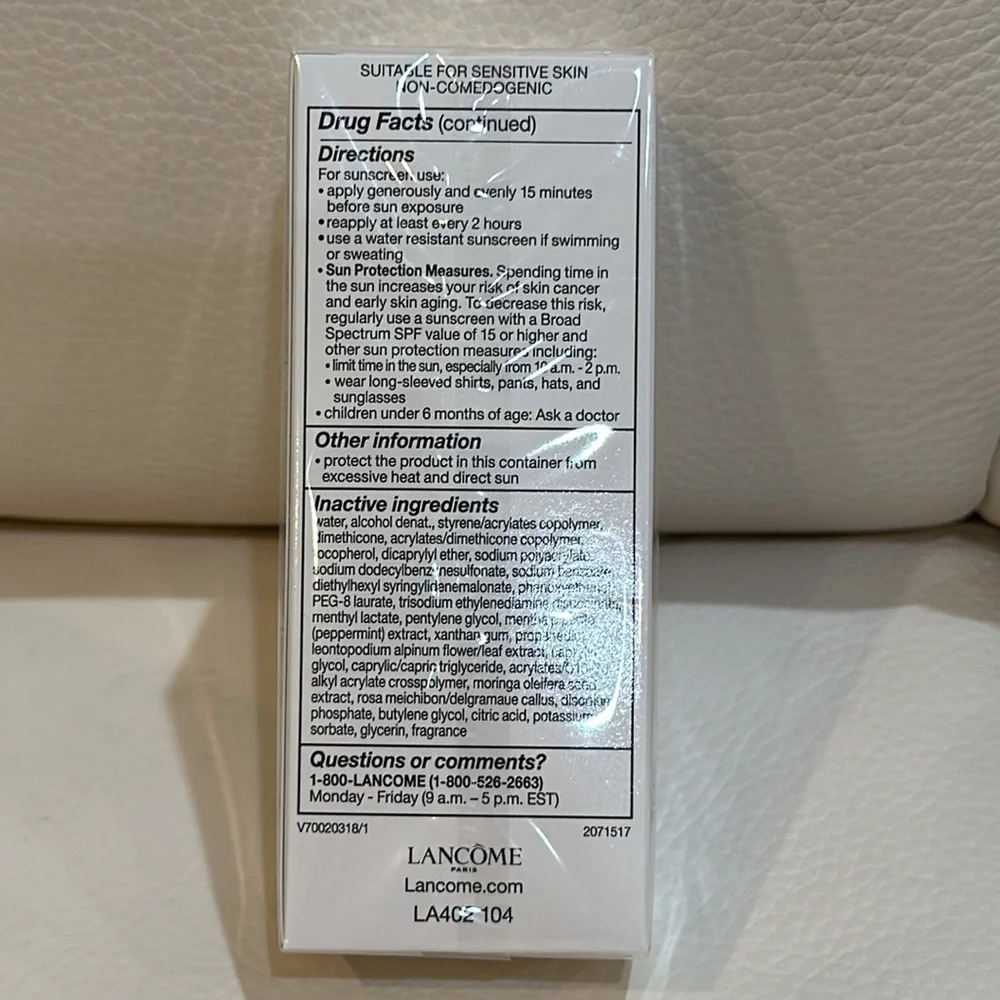 Lancome UV Expert Aquagel Defense 50+ Sunscreen